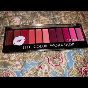 Lip gloss palette.💋